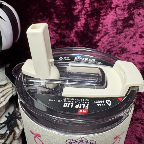 Hydrapeak Halloween Cream Pink Ghost Ribbons Flower Crown Ghosts 32OZ Tumbler - Picture 10 of 12